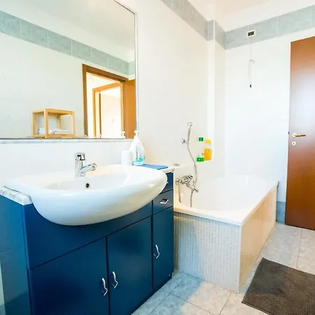 Relax Locazione Turistica فندق مبيت وإفطار 3*