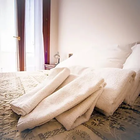 Relax Locazione Turistica ベッド・アンド・ブレックファスト Ceregnano